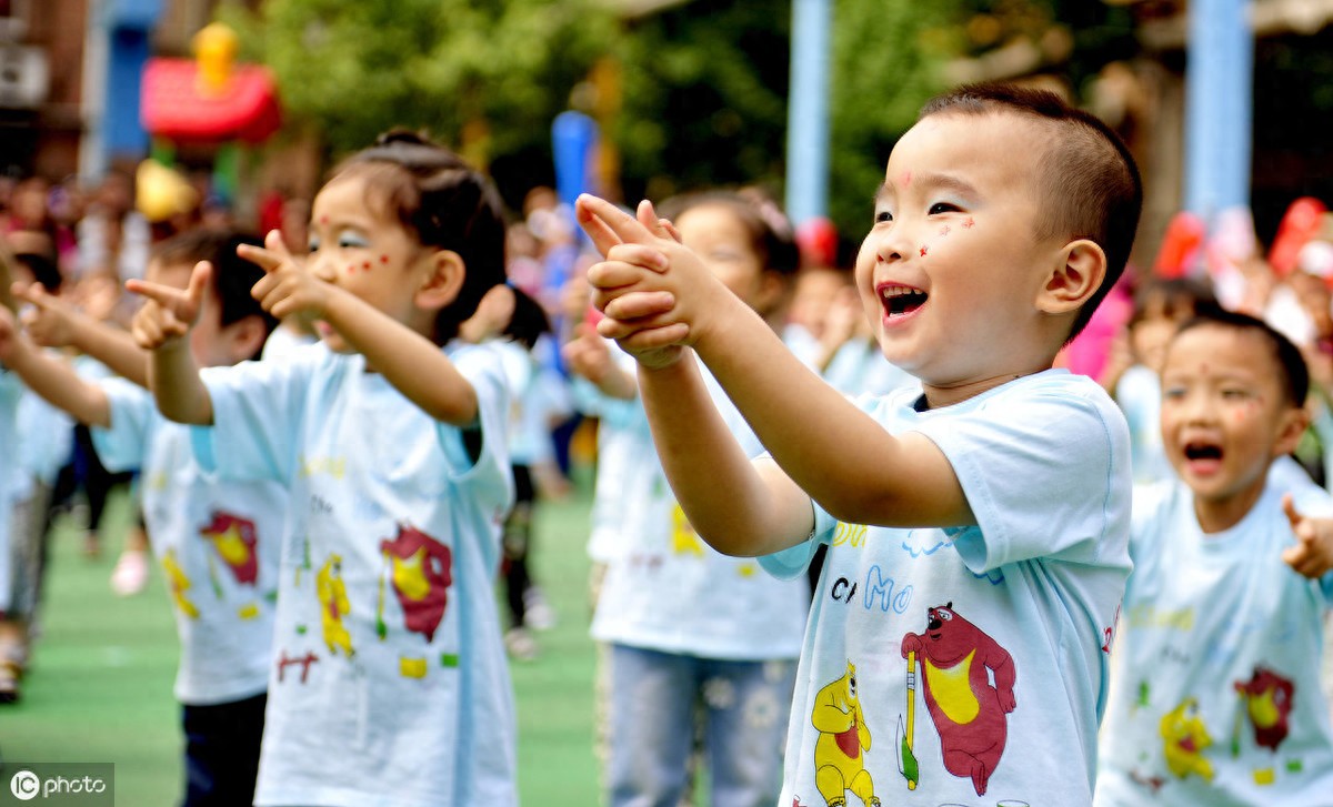 室内园适合玩幼儿游戏吗_适合幼儿园玩的室内游戏_室内园适合玩幼儿游戏有哪些